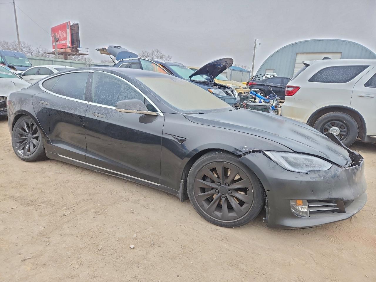 2017 Tesla Model S - Image 4