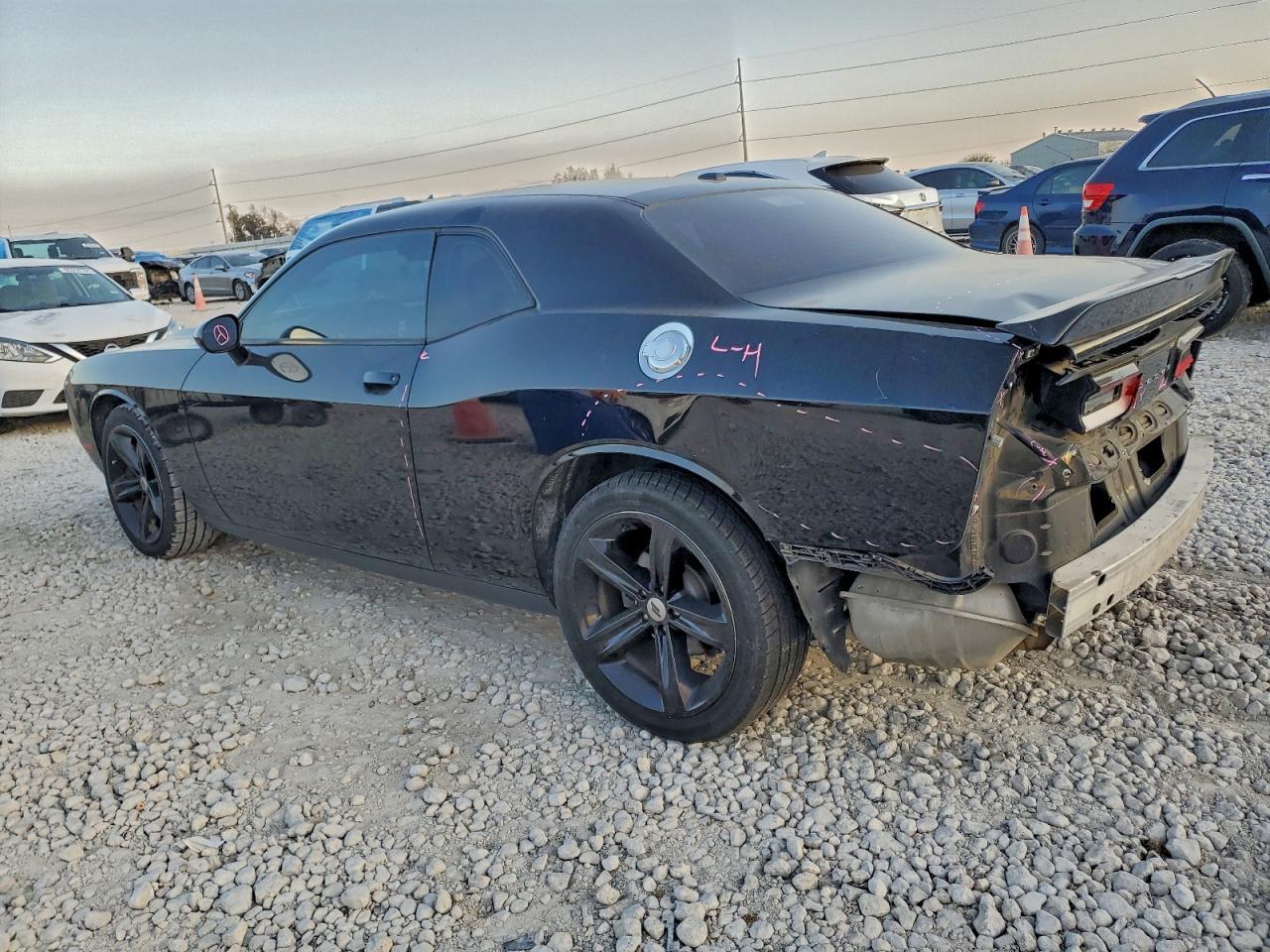 2018 Dodge Challenger Sxt - Фото 2