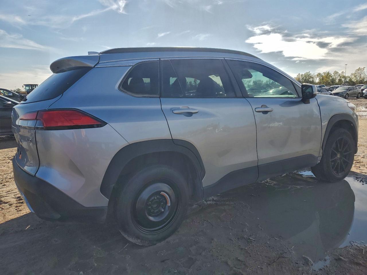 2023 Toyota Corolla Cross Xle - Фото 3