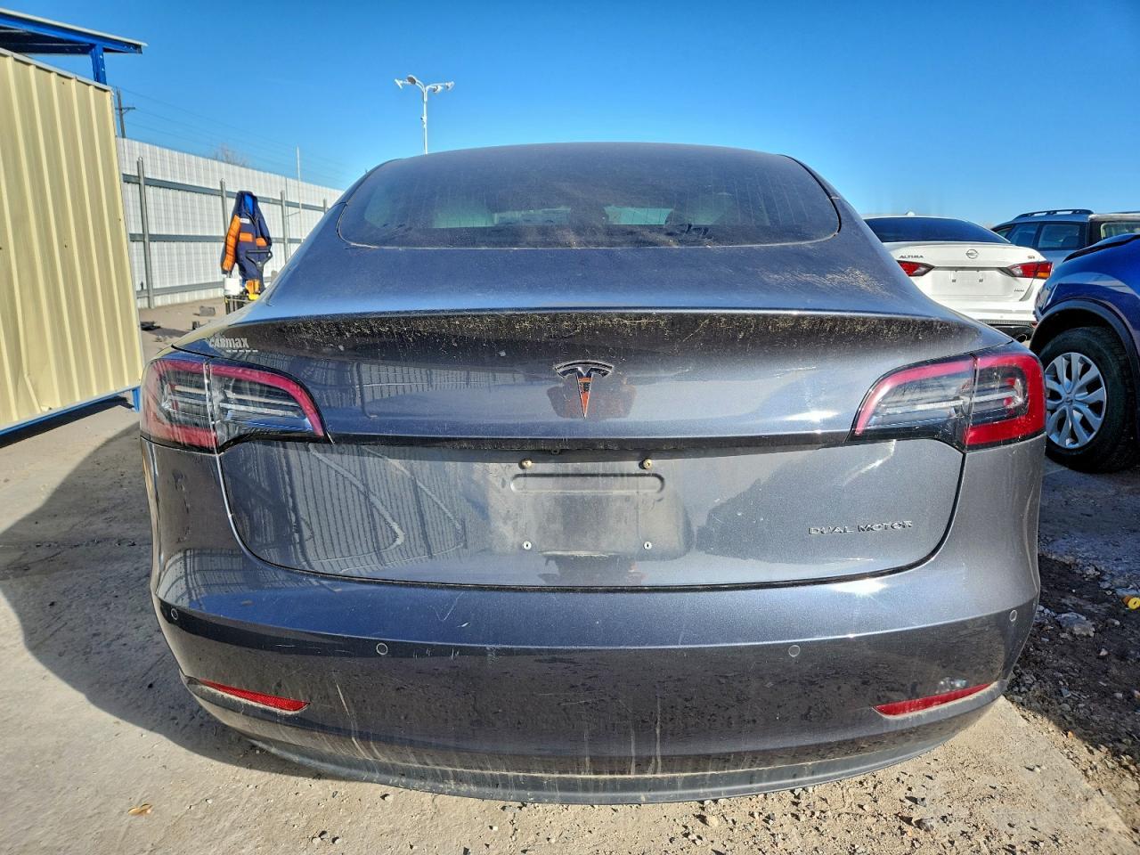 2018 Tesla Model 3 - Фото 6