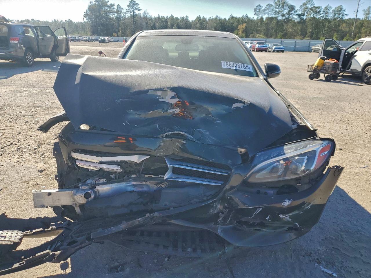 2017 Mercedes-Benz C 300 4Matic - Фото 5