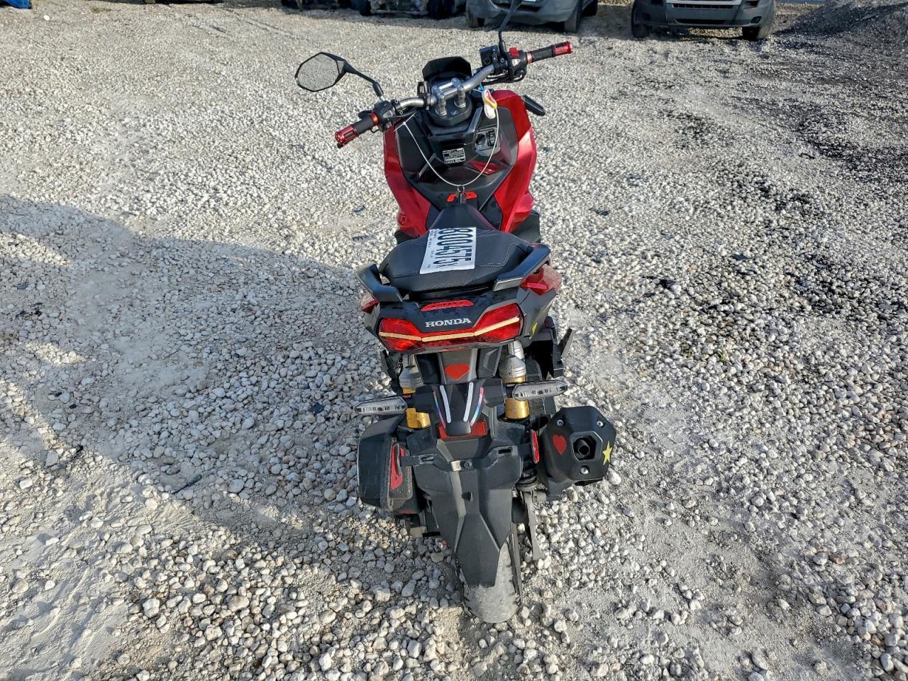 2022 Honda Adv150 A - Фото 4
