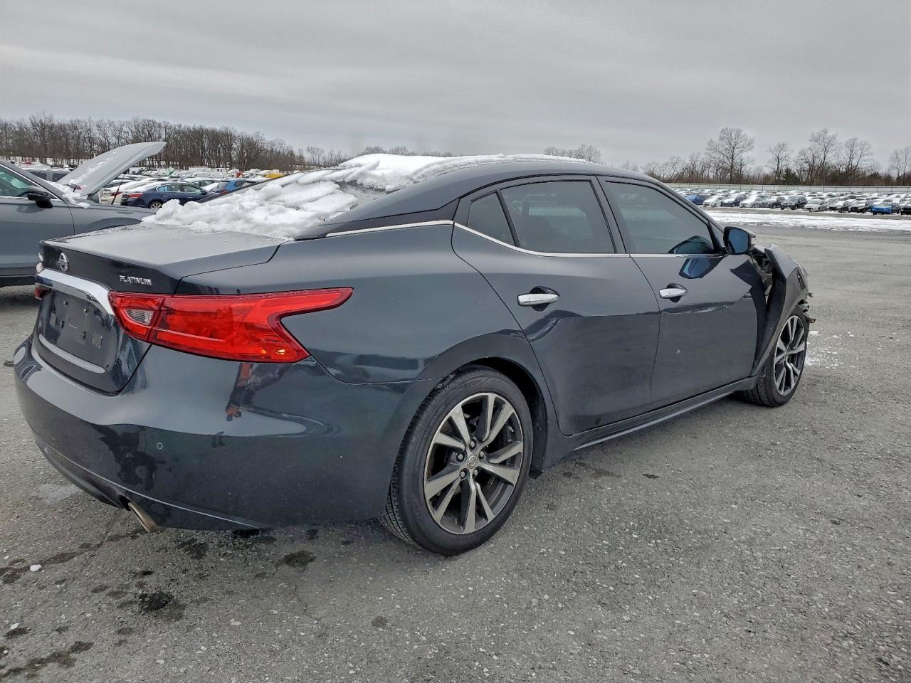 2017 Nissan Maxima 3.5S - Image 3