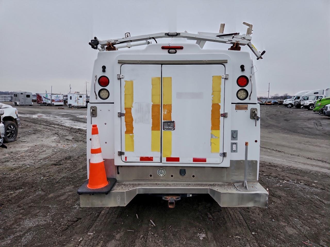 2012 Chevrolet Silverado K3500 - Фото 6