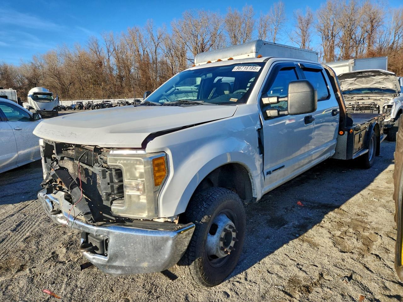 2018 Ford F350 Truck Cab And Chassis - Image 2