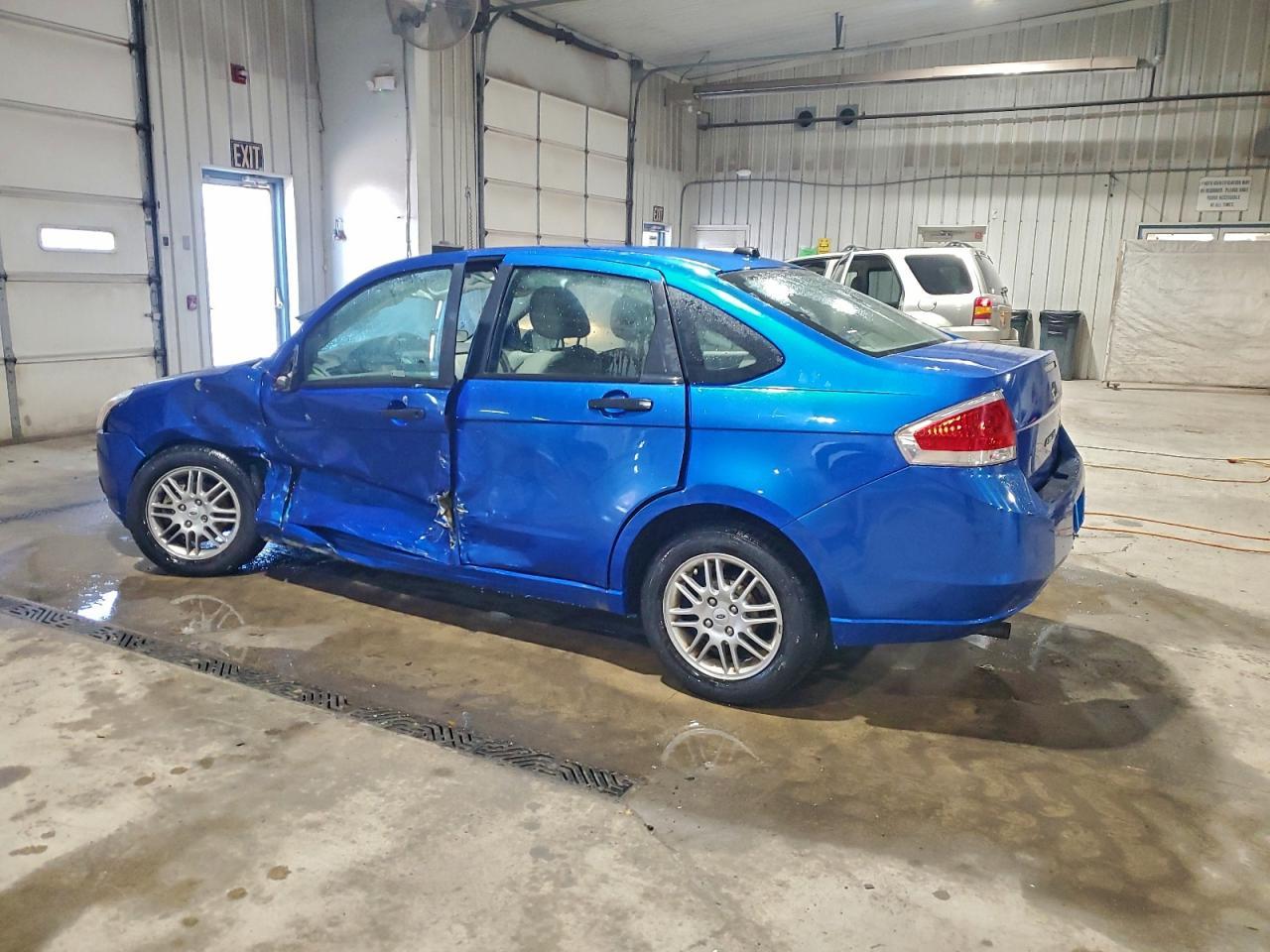 2010 Ford Focus Se - Image 2