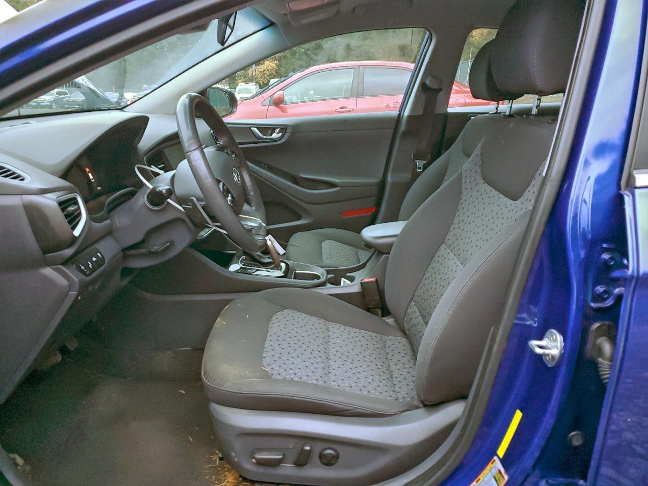 2019 Hyundai Ioniq Sel - Image 7