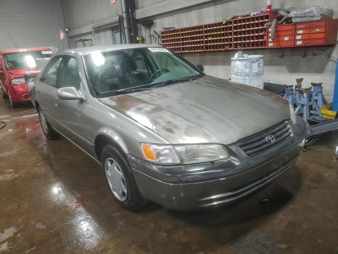 1998 Toyota Camry Ce - Image 4