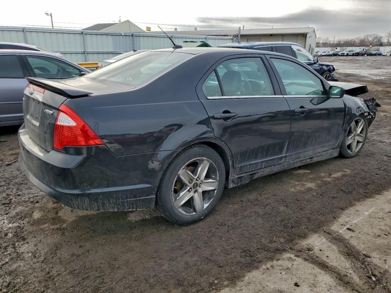 2010 Ford Fusion Sport - Фото 3