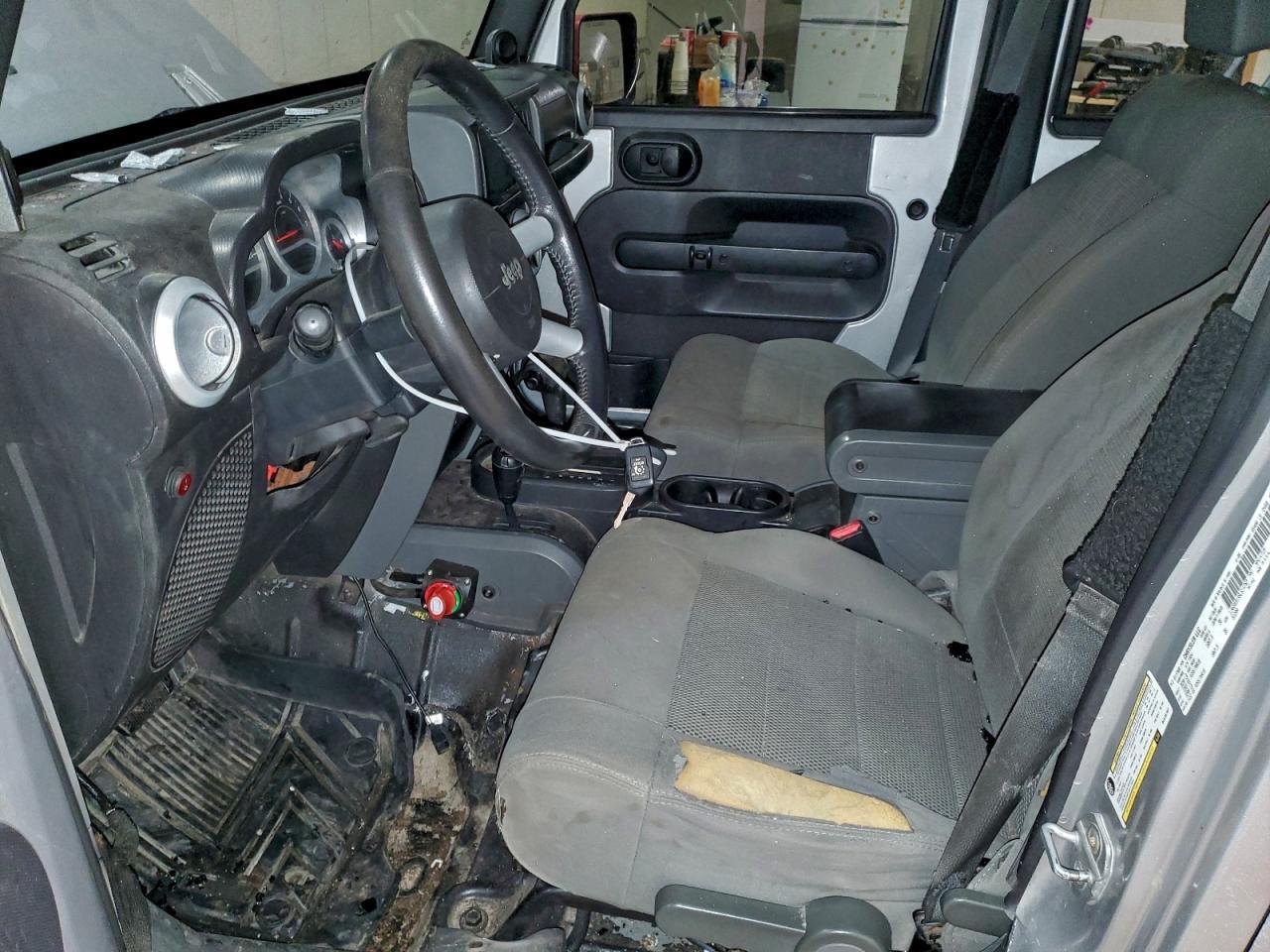 2008 Jeep Wrangler Unlimited Sahara - Фото 7