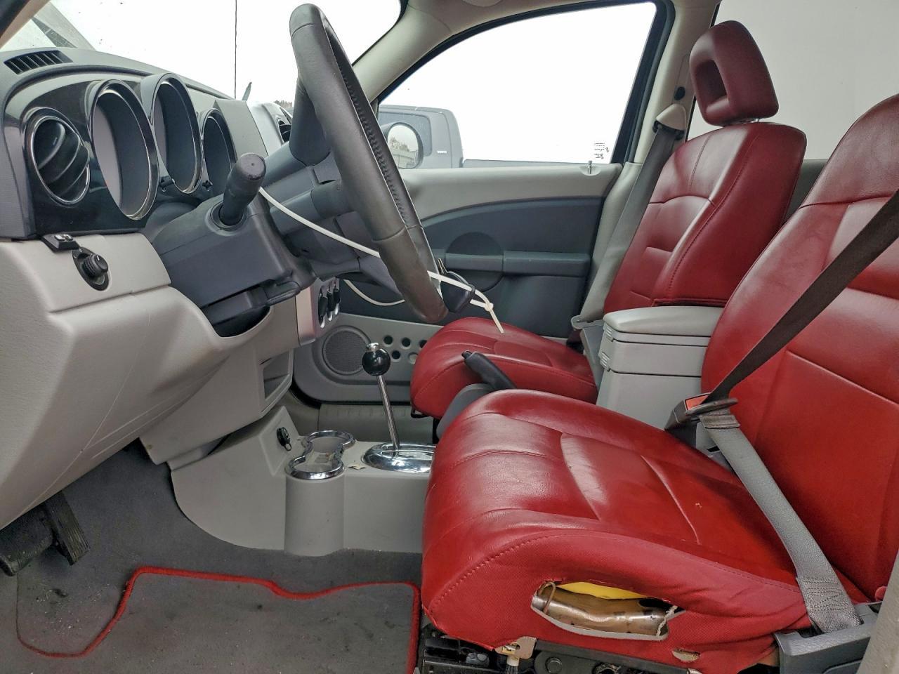 2010 Chrysler Pt Cruiser - Фото 7