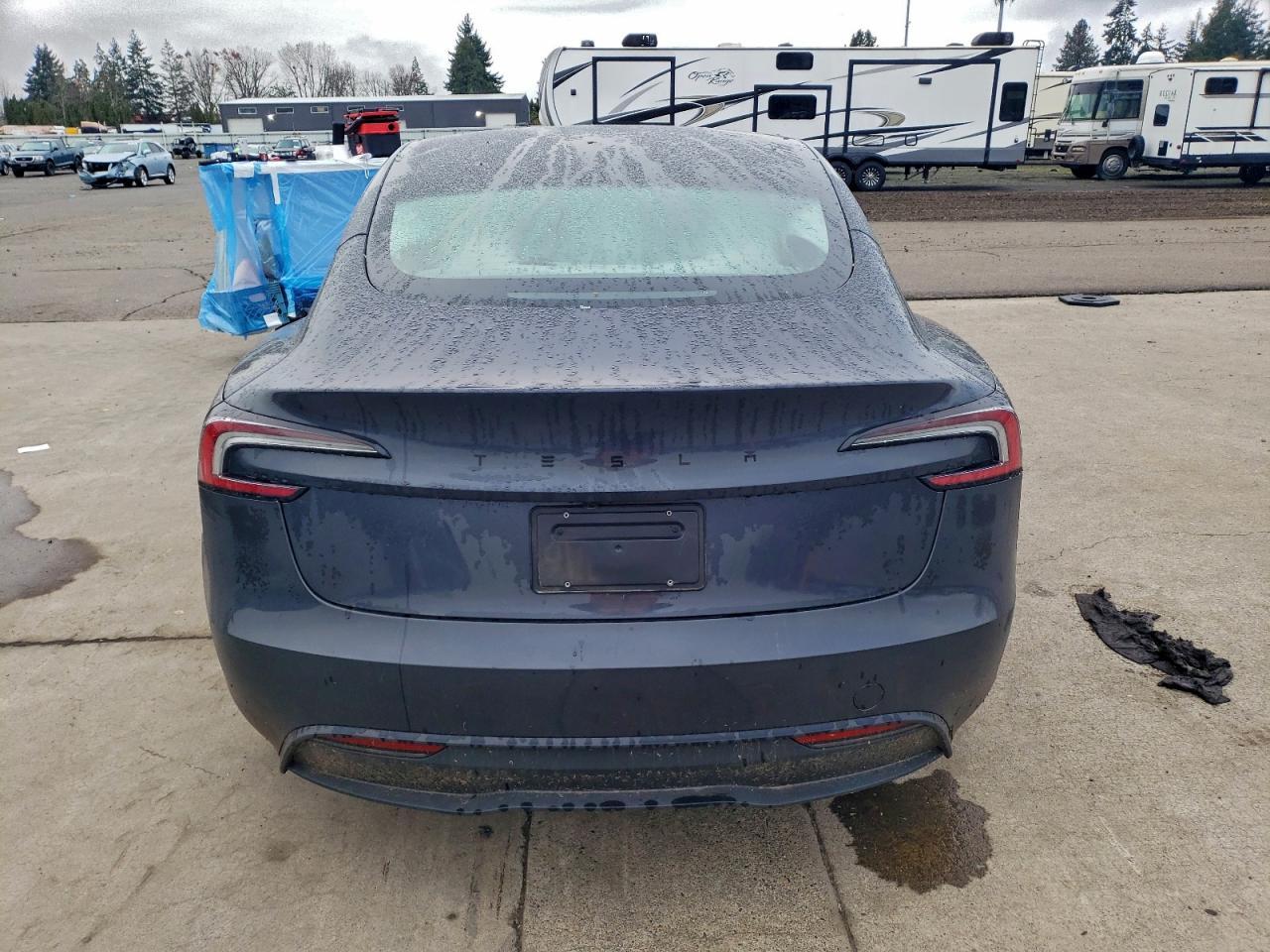 2026 Tesla Model 3 - Фото 6