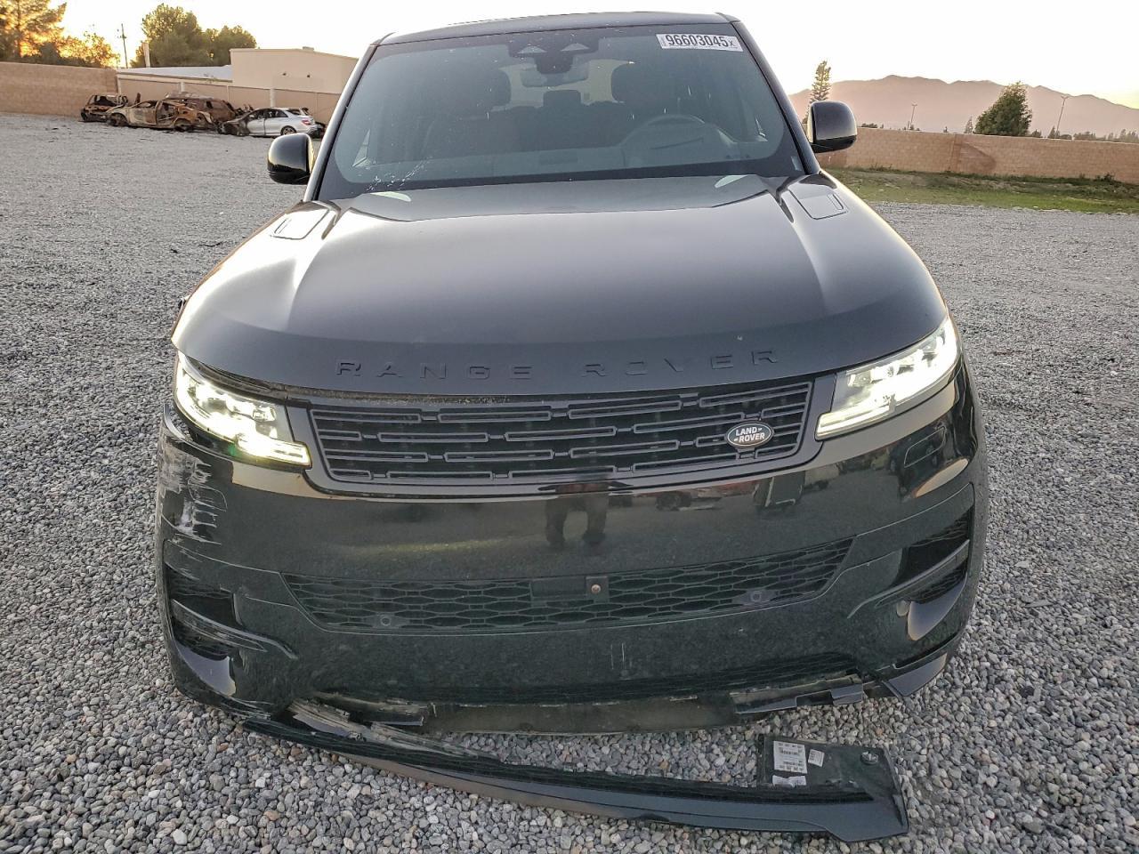 2024 Land Rover Range Rover Sport Dynamic Se - Image 5