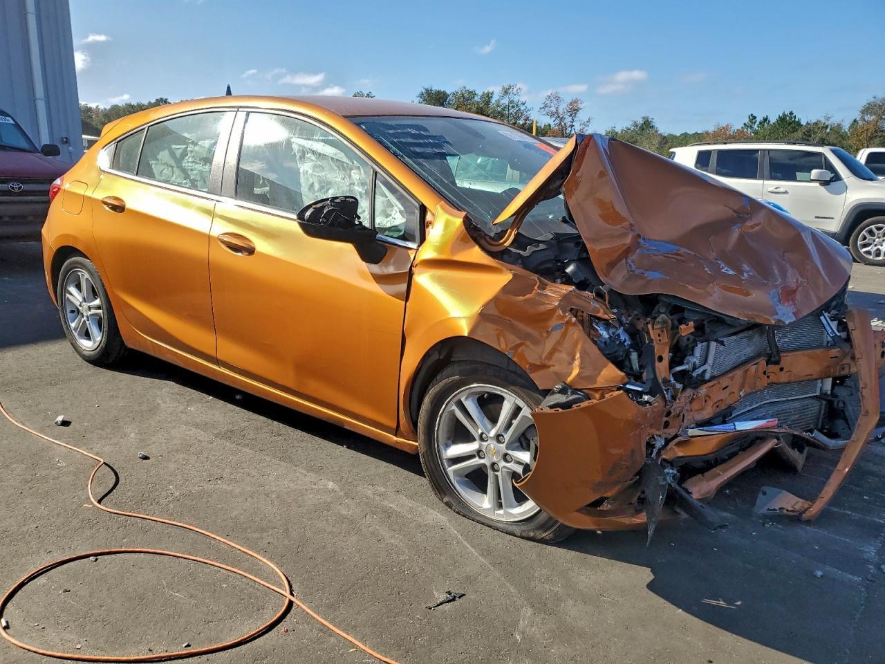 2017 Chevrolet Cruze Lt - Image 4