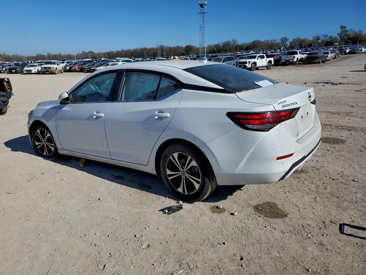 2023 Nissan Sentra - Image 2