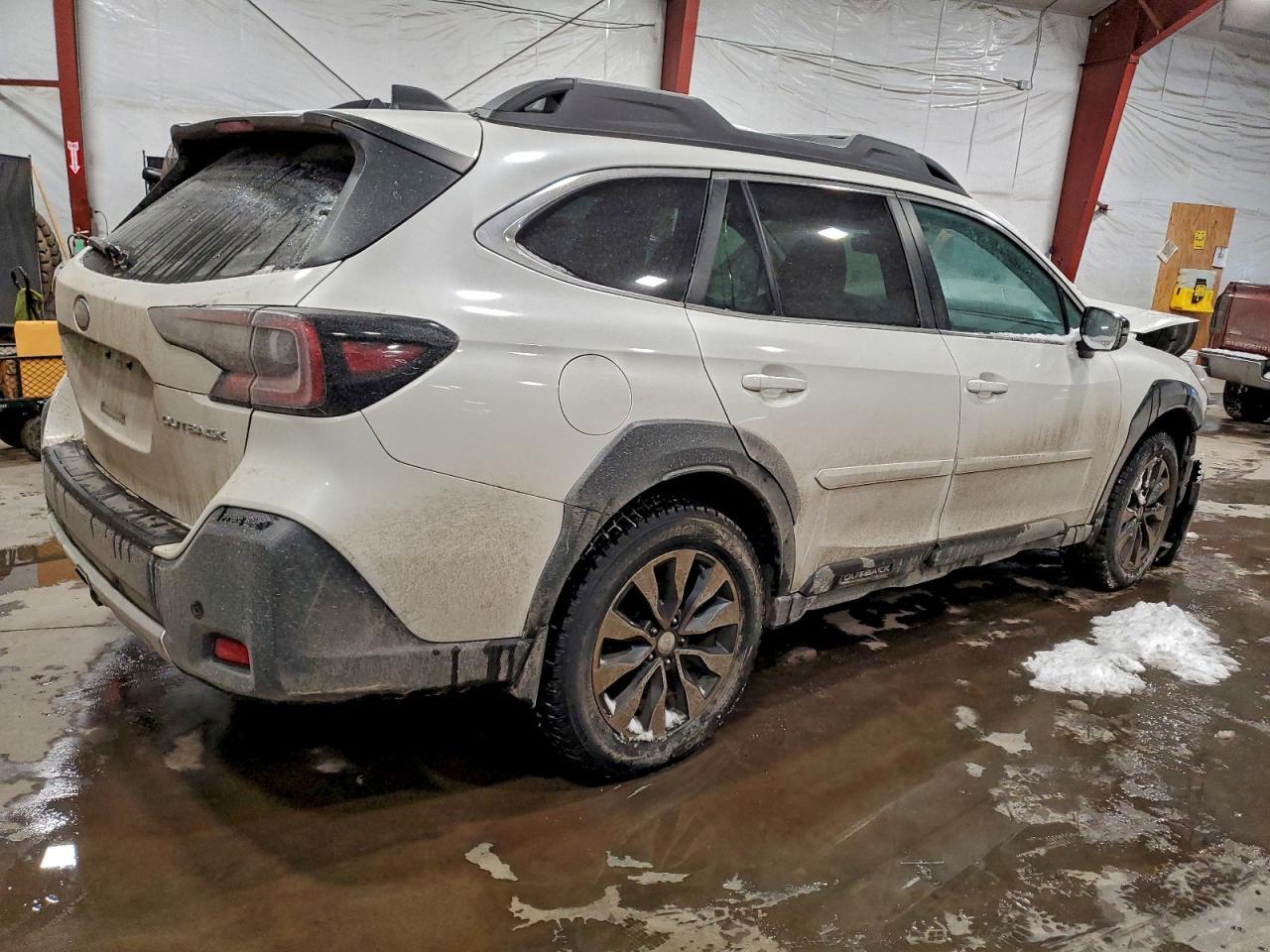 2023 Subaru Outback Limited - Фото 3