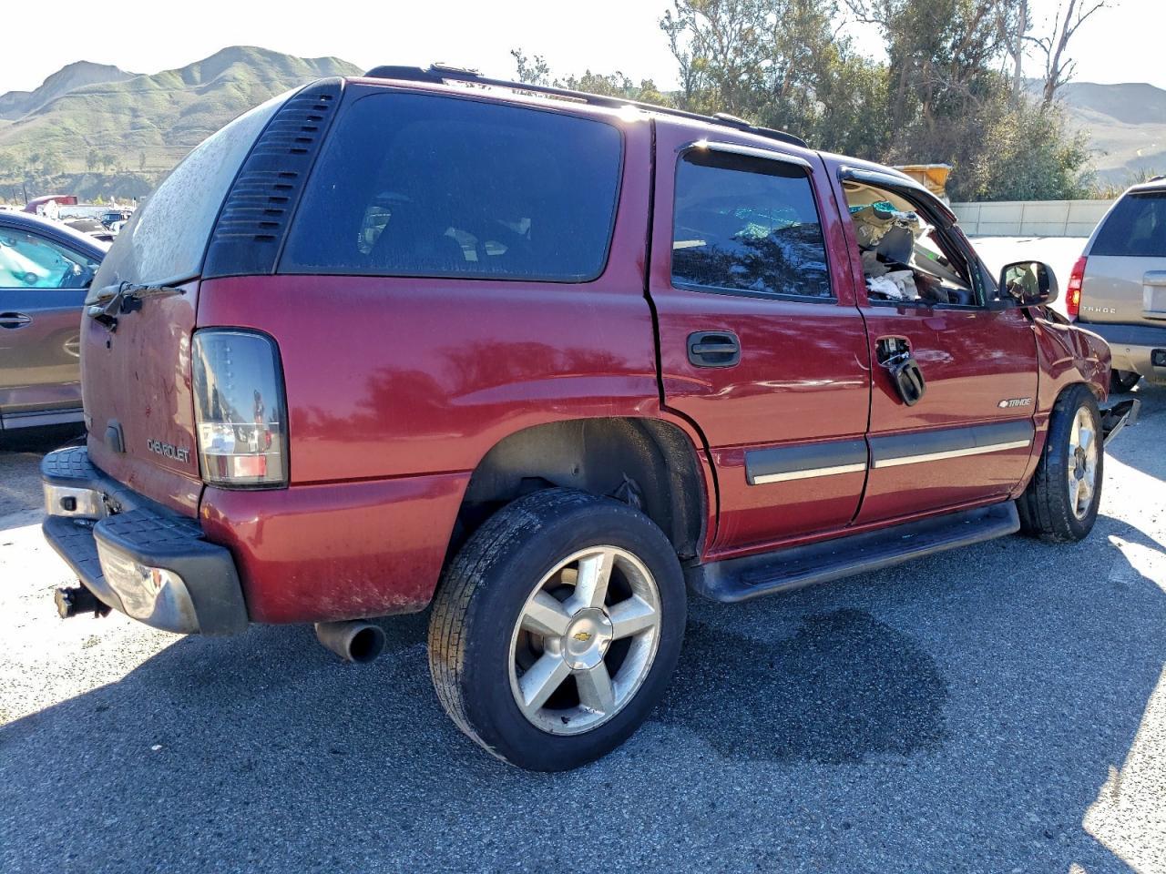 2003 Chevrolet Tahoe C1500 - Image 3