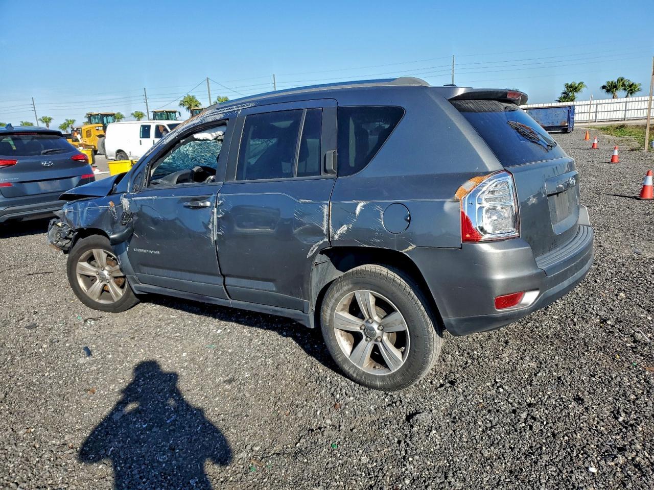 2012 Jeep Compass Latitude - Image 2