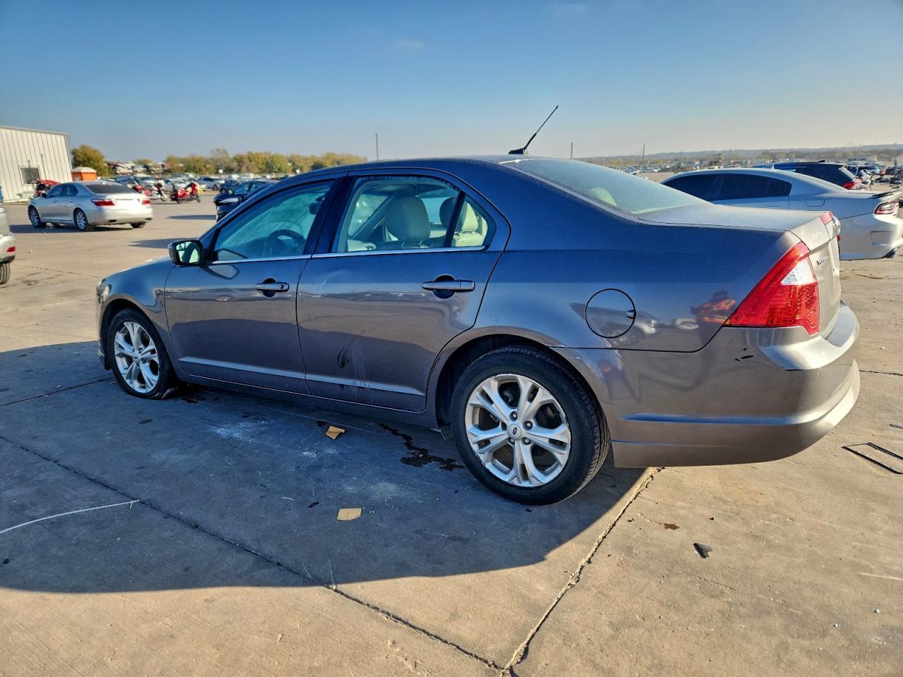 2012 Ford Fusion Se - Фото 2
