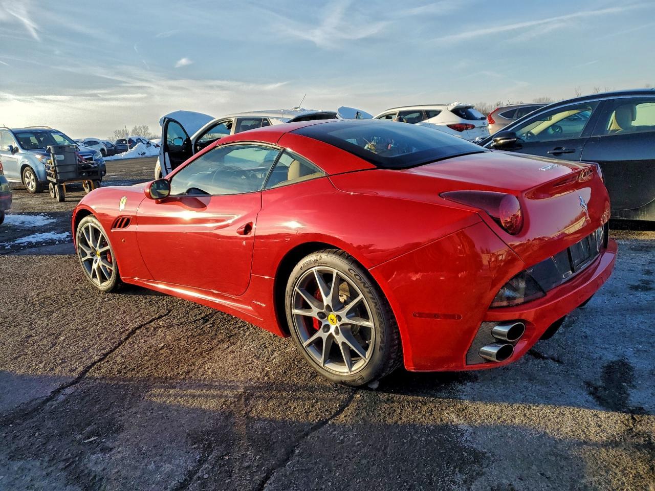 2014 Ferrari California - Image 2