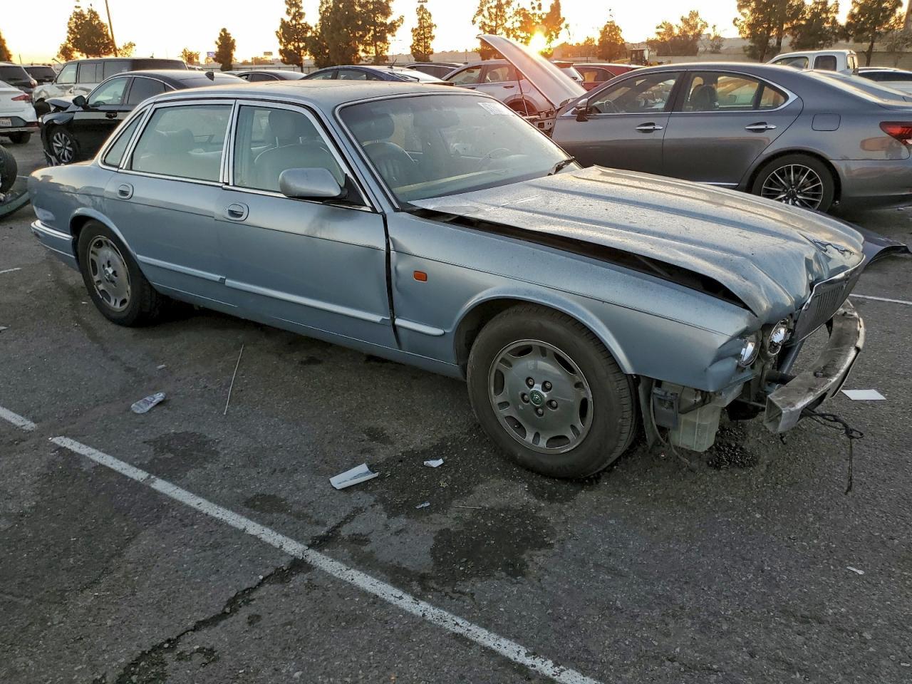 1995 Jaguar Xj6 - Image 4