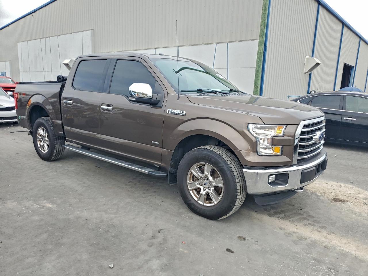 2016 Ford F150 Supercrew - Фото 4