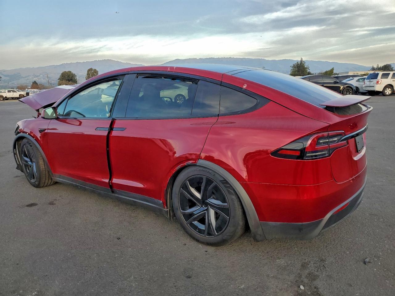 2026 Tesla Model X - Фото 2