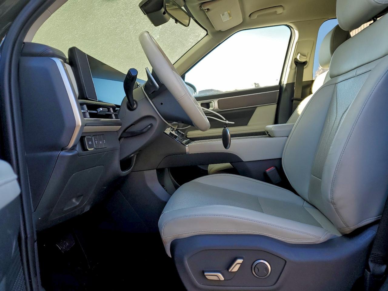 2024 Hyundai Santa Fe Sel - Image 7