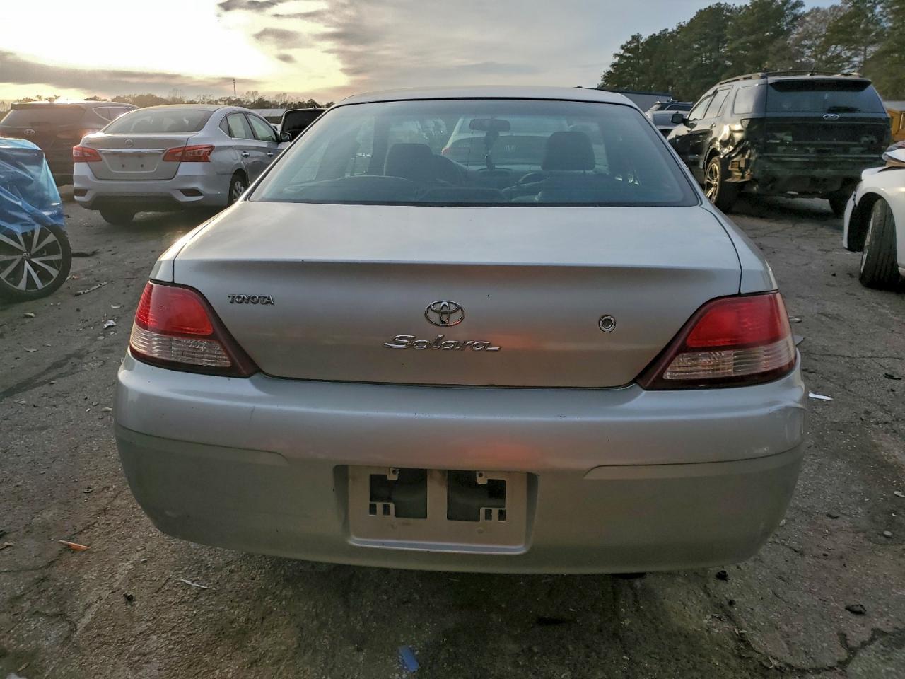 2000 Toyota Camry Solara Se - Фото 6