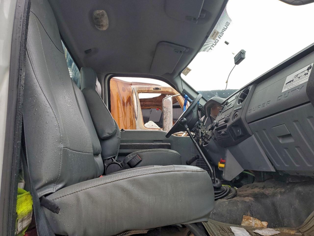 2015 Ford F750 Super Duty Flatbed Truck - Image 5