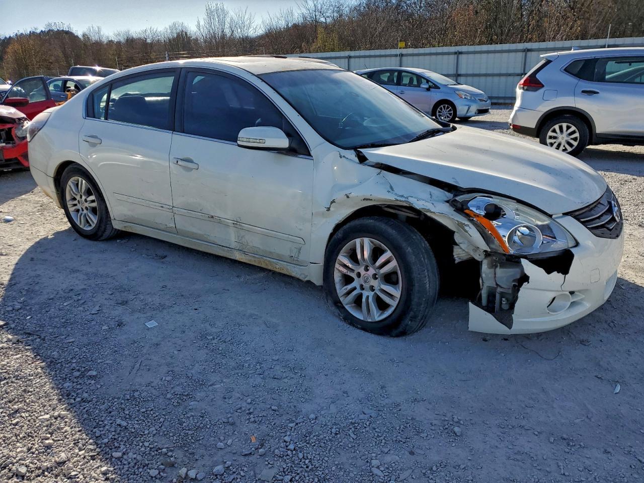 2010 Nissan Altima Base - Фото 4