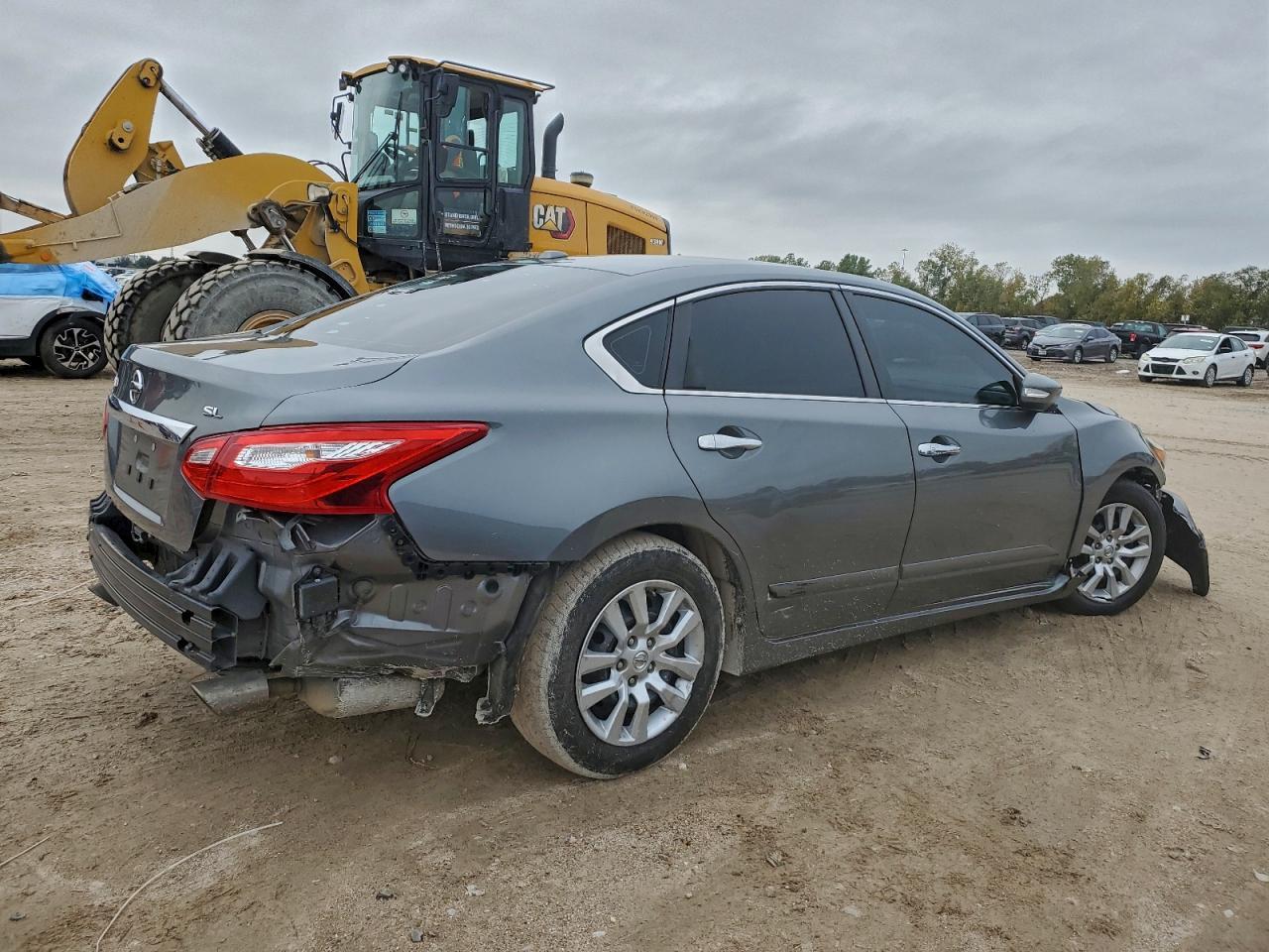 2016 Nissan Altima - Фото 3