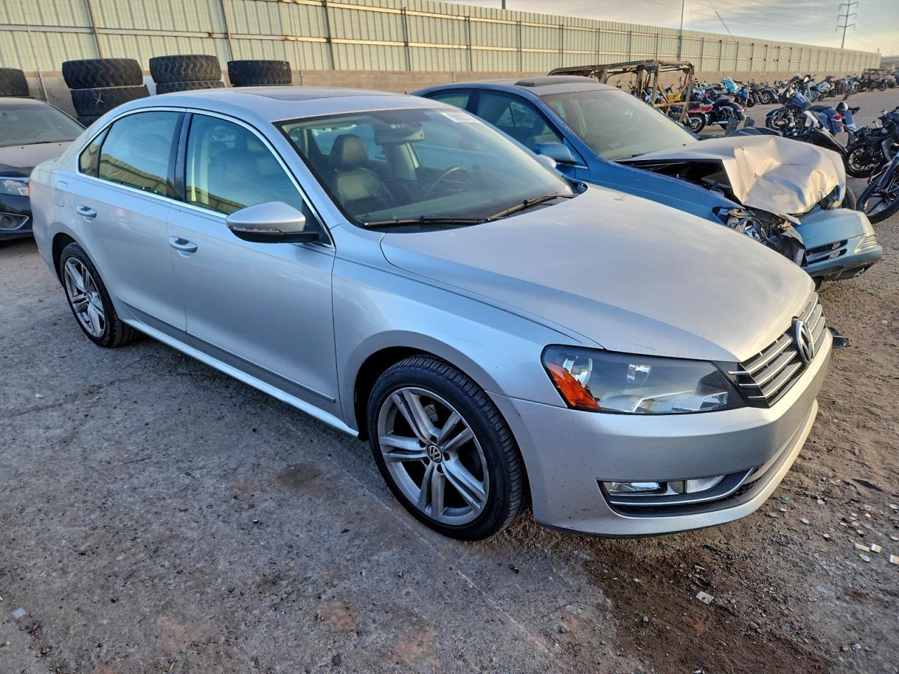 2012 Volkswagen Passat Sel - Фото 4