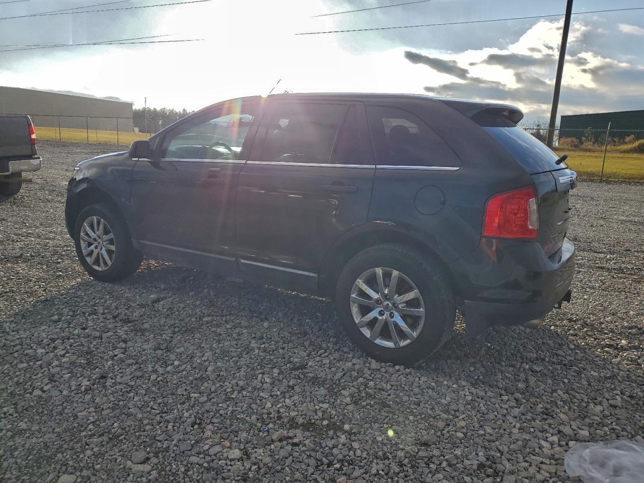 2012 Ford Edge Limited - Image 2