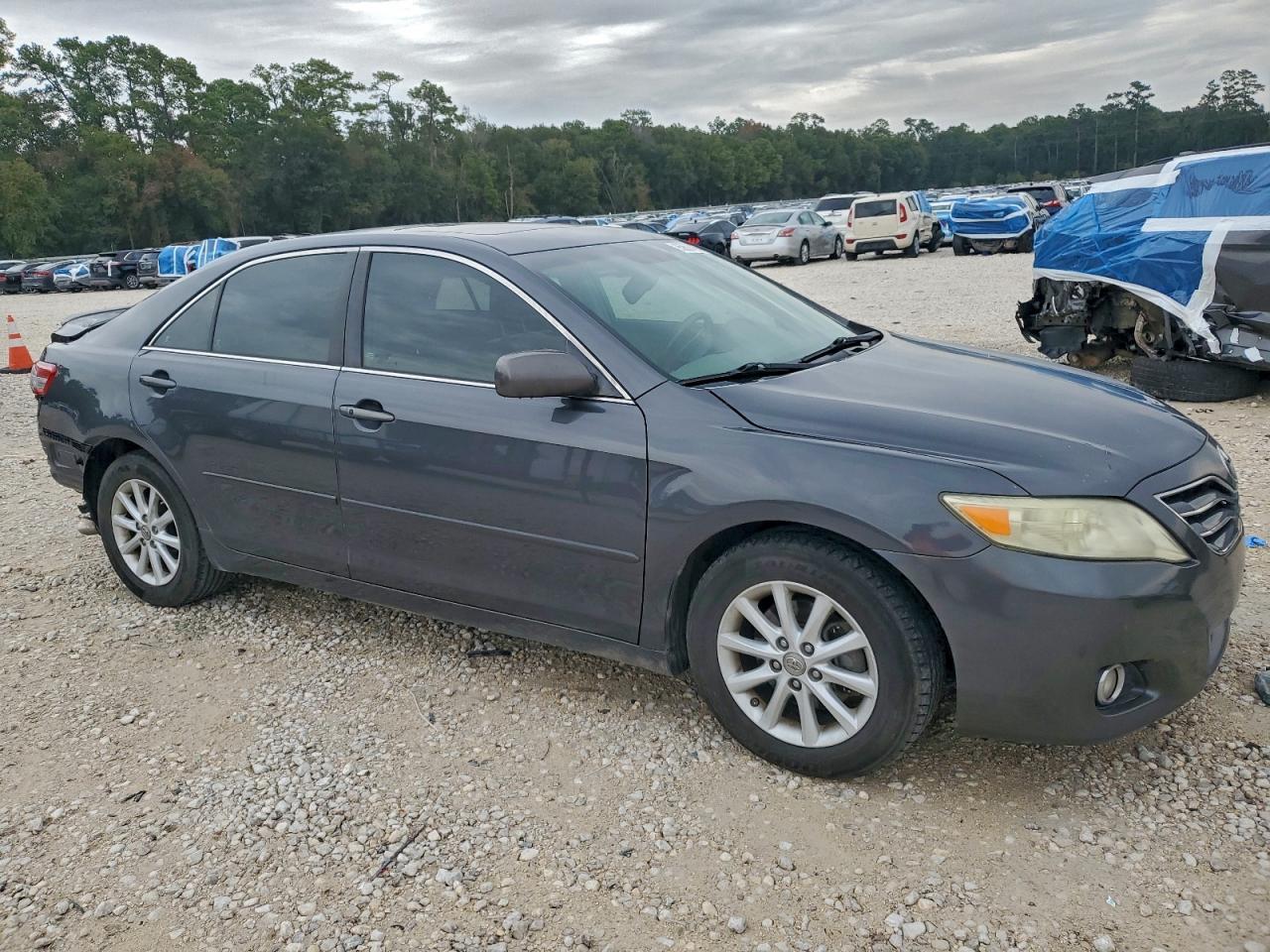 2010 Toyota Camry Se - Фото 4