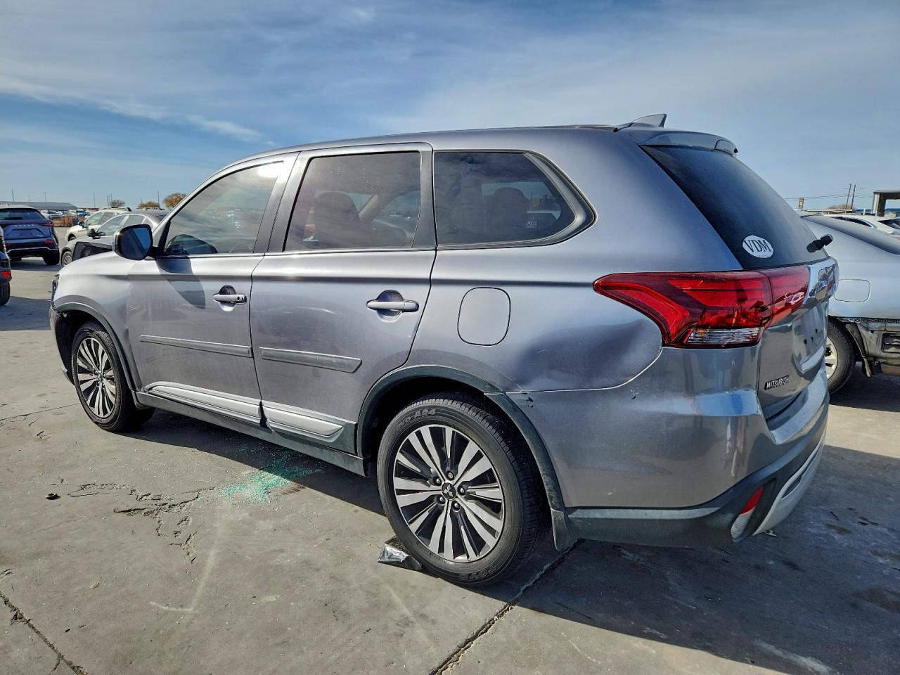 2019 Mitsubishi Outlander Se - Фото 2