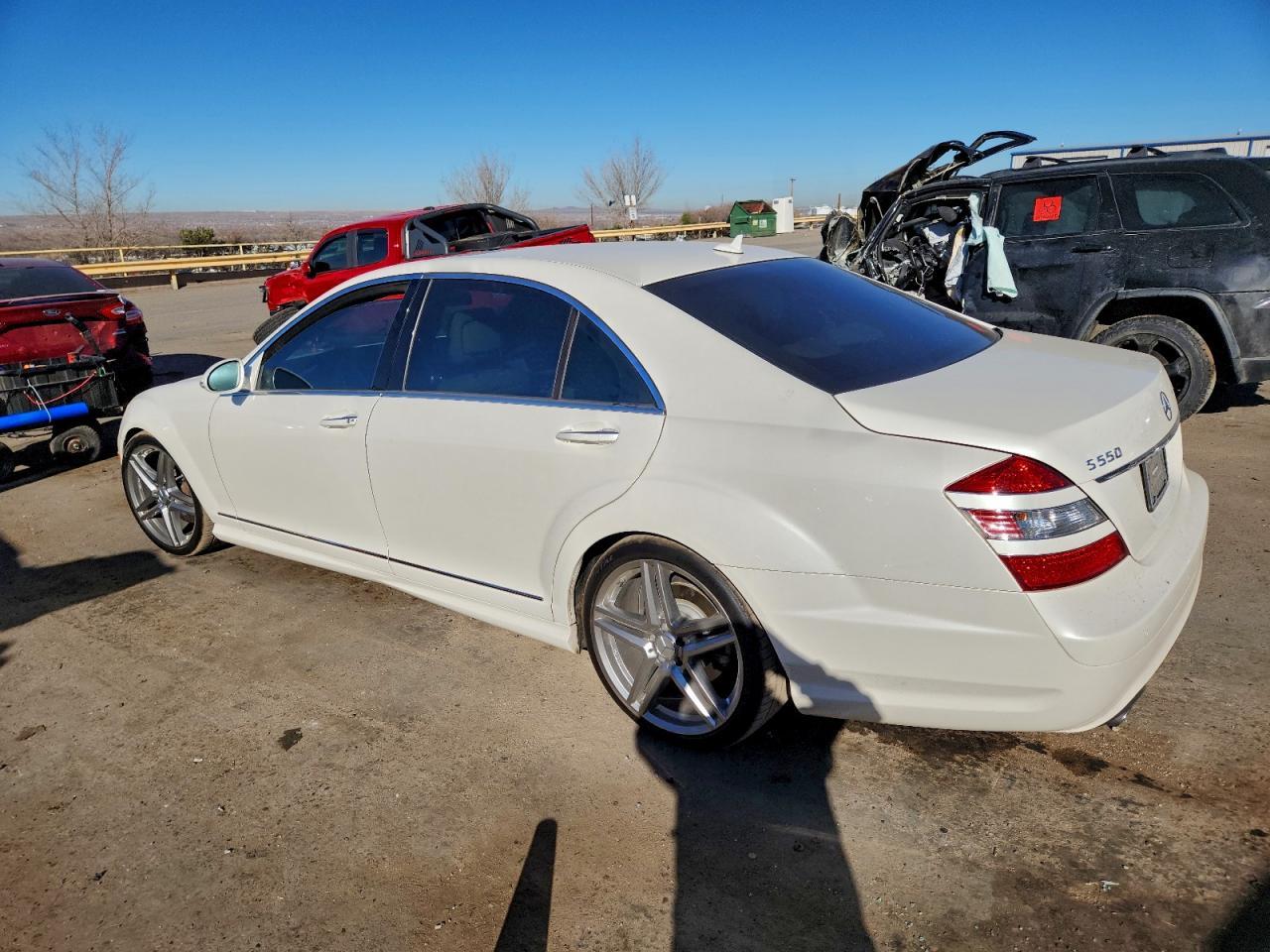 2009 Mercedes-Benz S 550 4Matic - Image 2