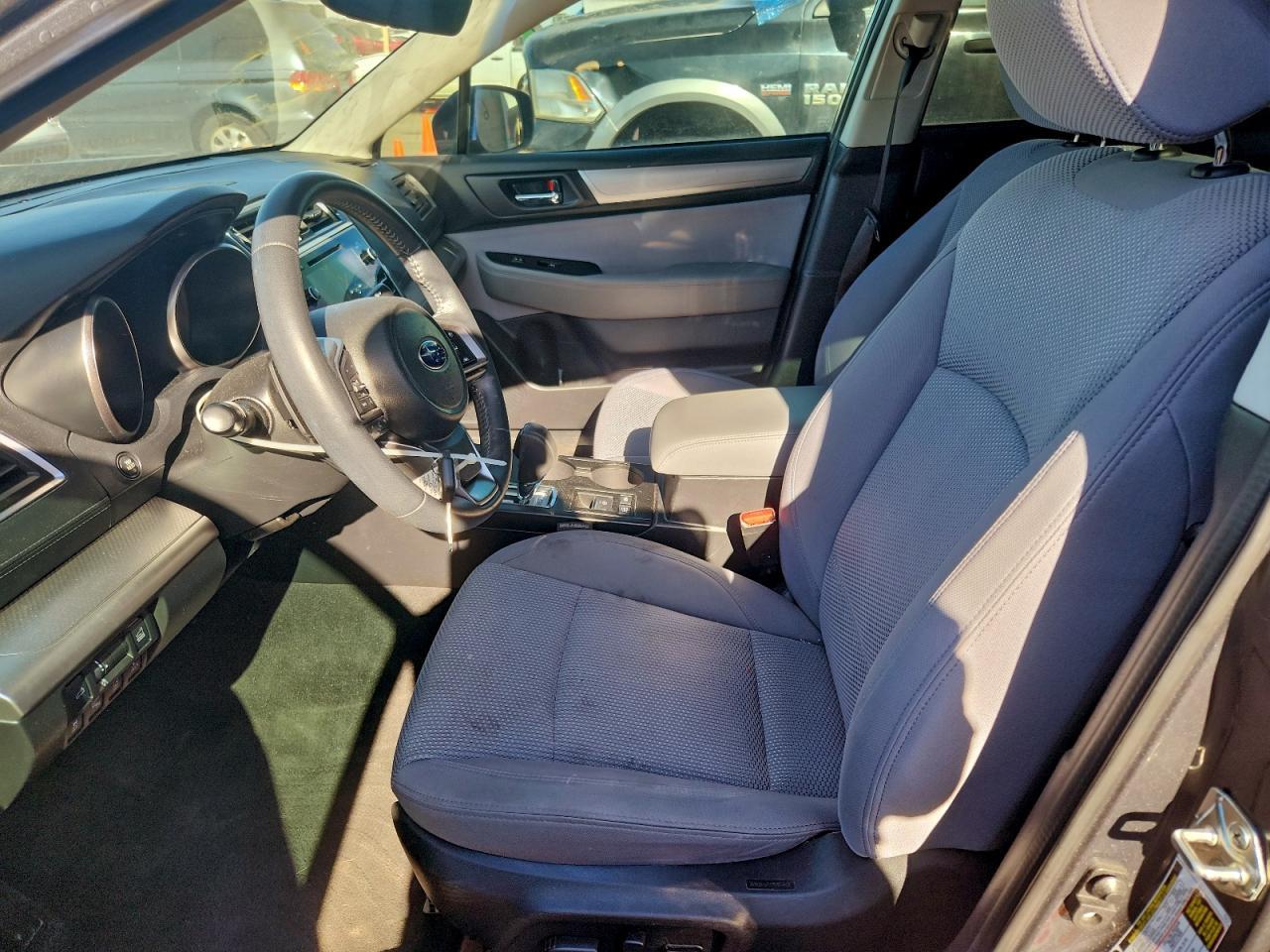 2019 Subaru Outback 2.5I Premium - Фото 7