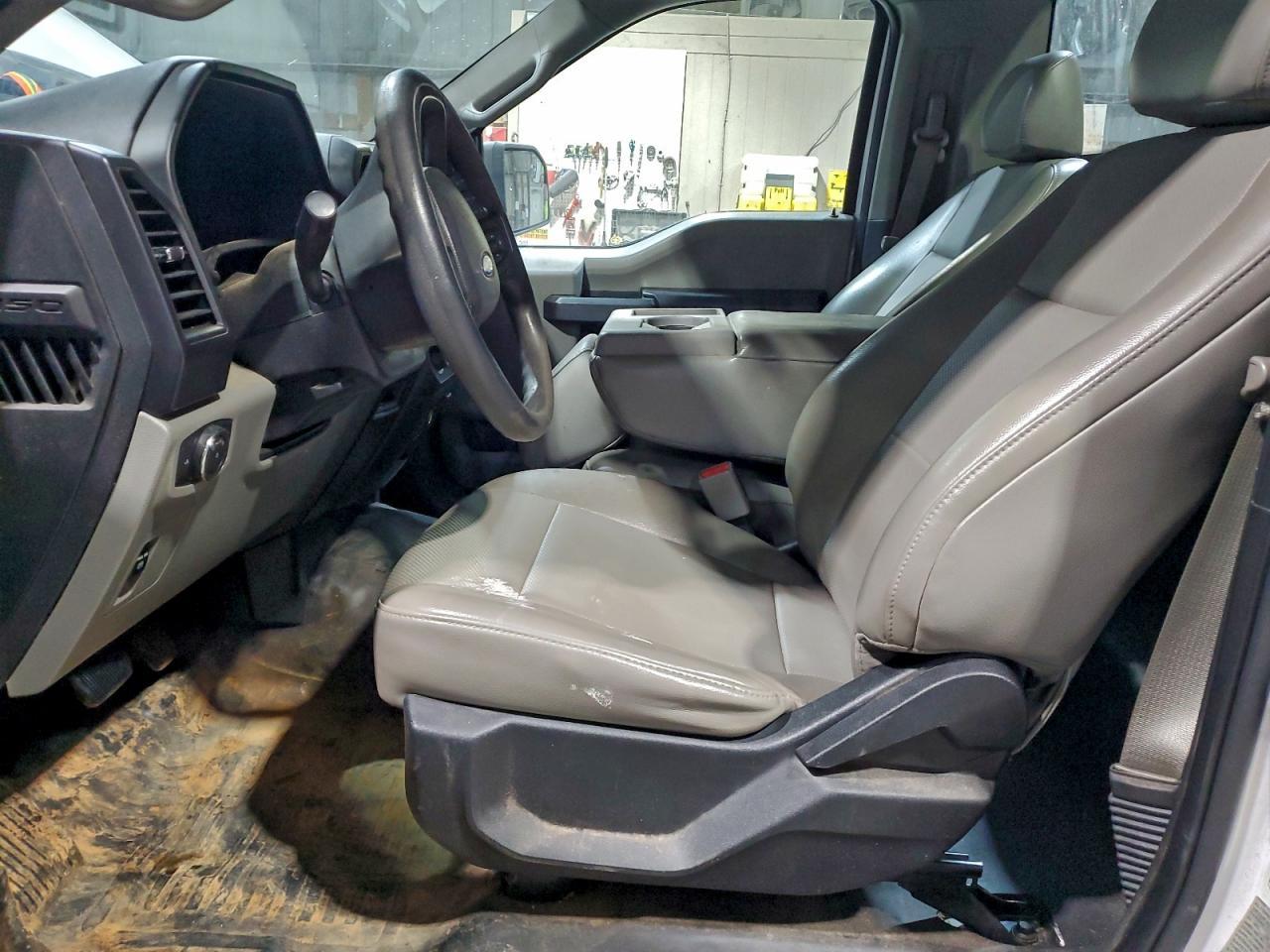 2016 Ford F150 - Фото 7