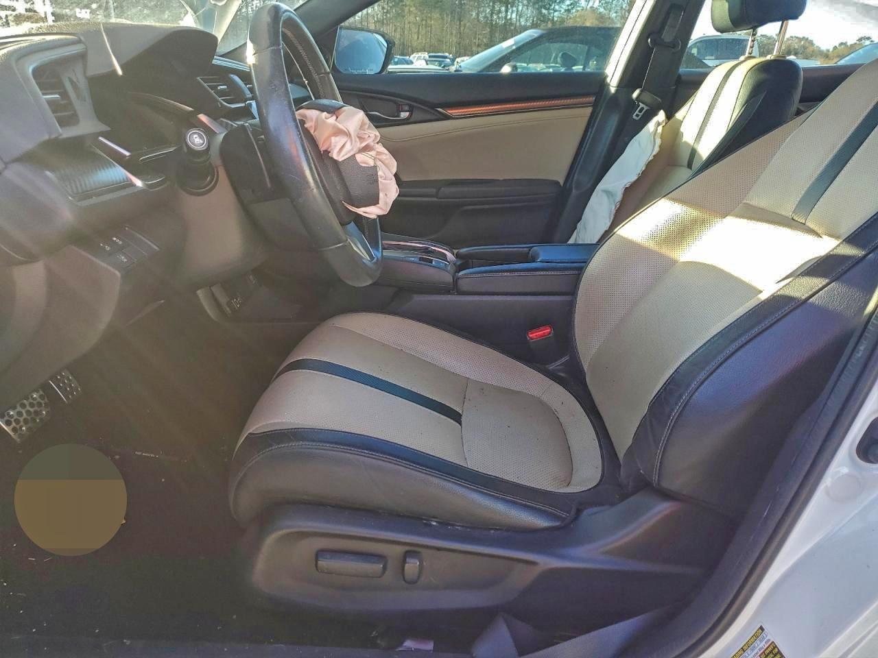 2018 Honda Civic Sport Touring - Фото 7