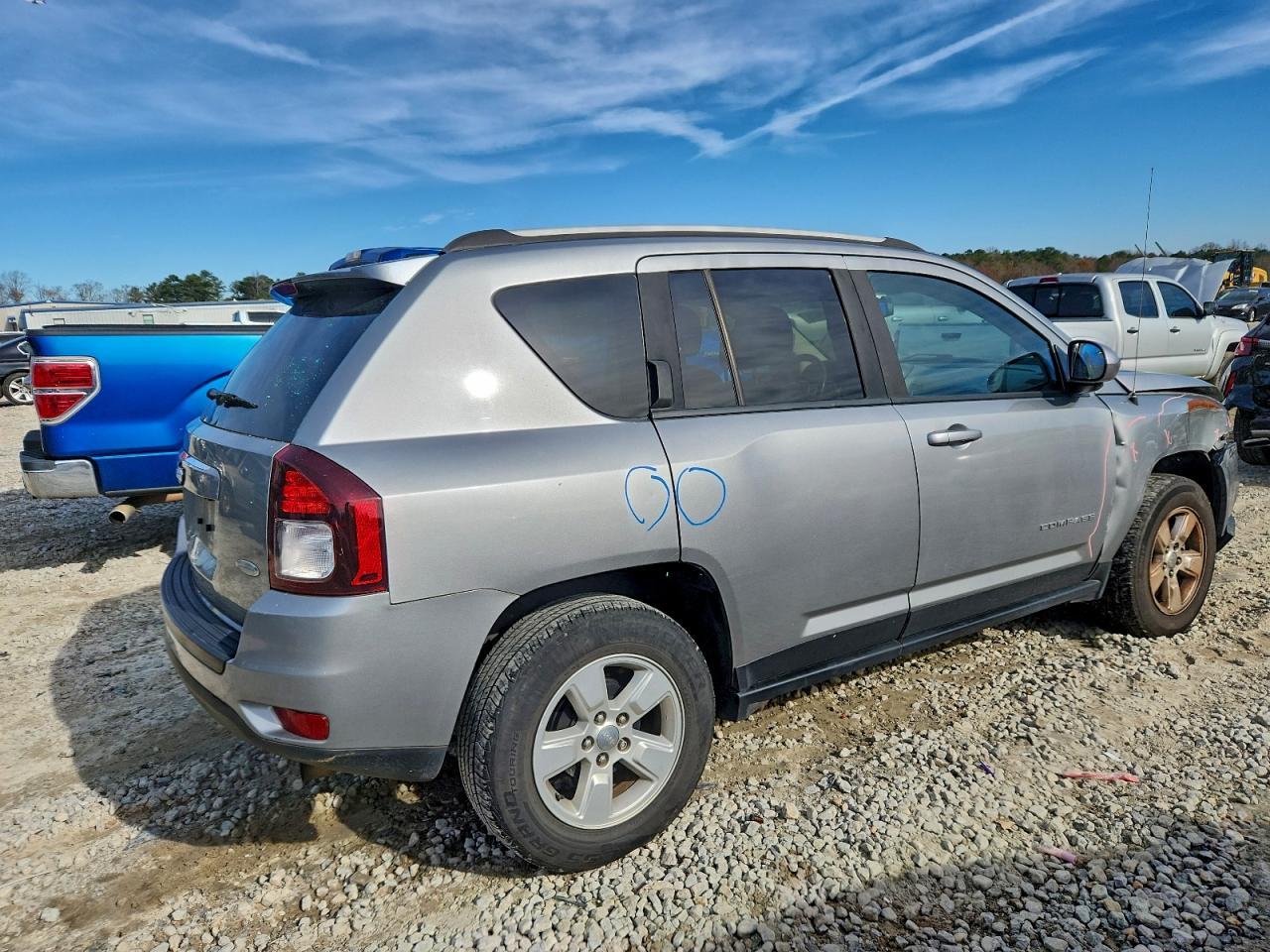 2016 Jeep Compass Latitude - Фото 3