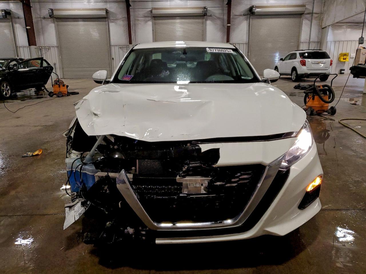 2019 Nissan Altima S - Фото 5