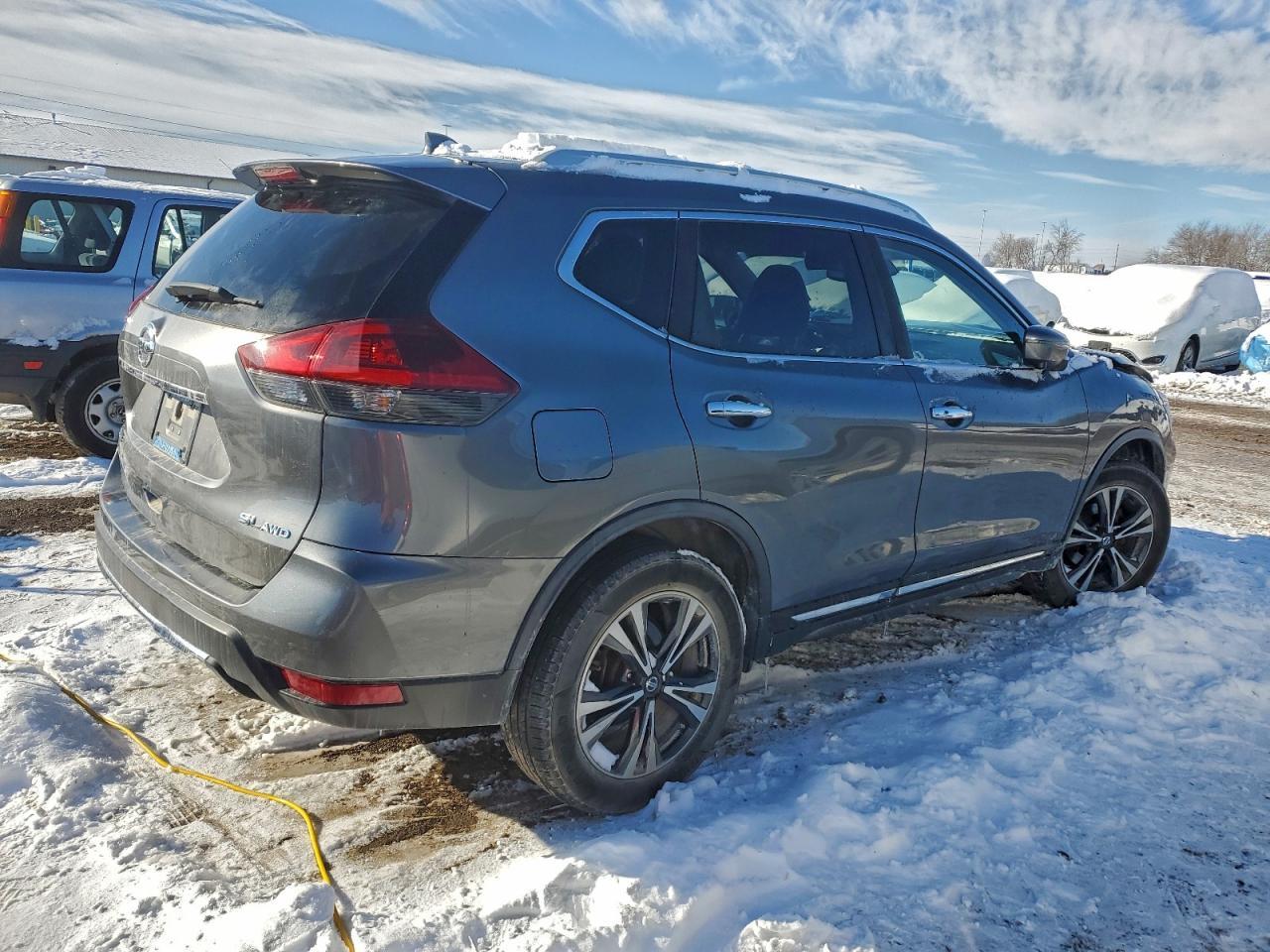 2018 Niss Rogue Sl - Фото 3