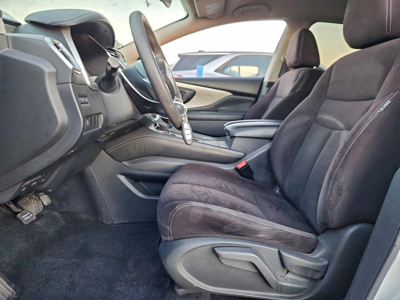 2017 Nissan Murano S - Image 7