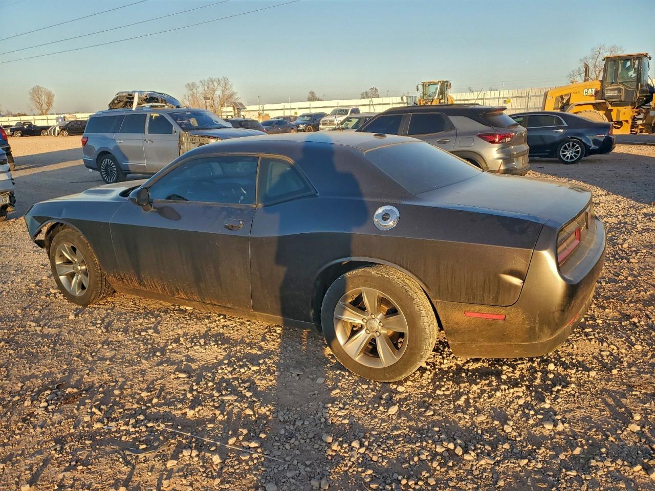 2015 Dodge Challenger Sxt - Фото 2
