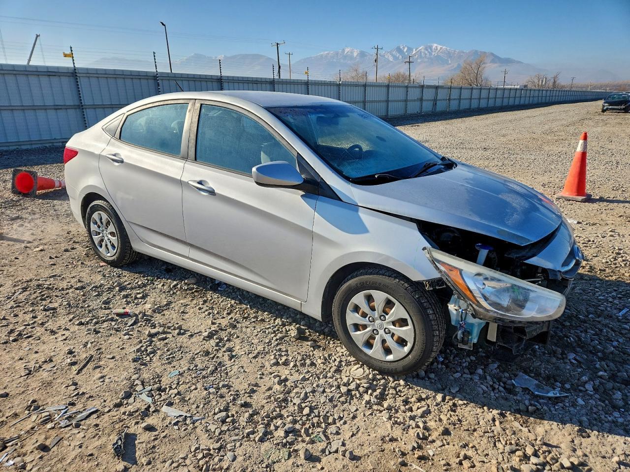 2016 Hyundai Accent Se - Фото 4