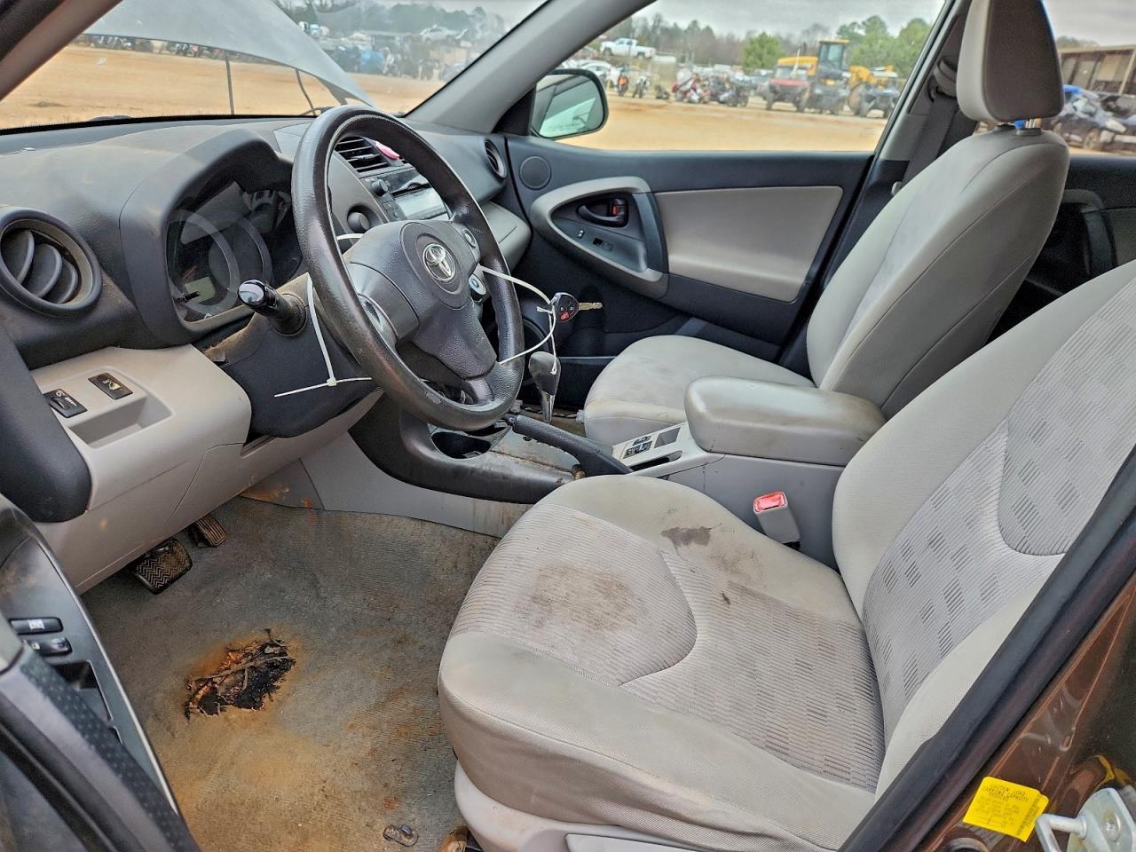 2011 Toyota Rav4 - Фото 7