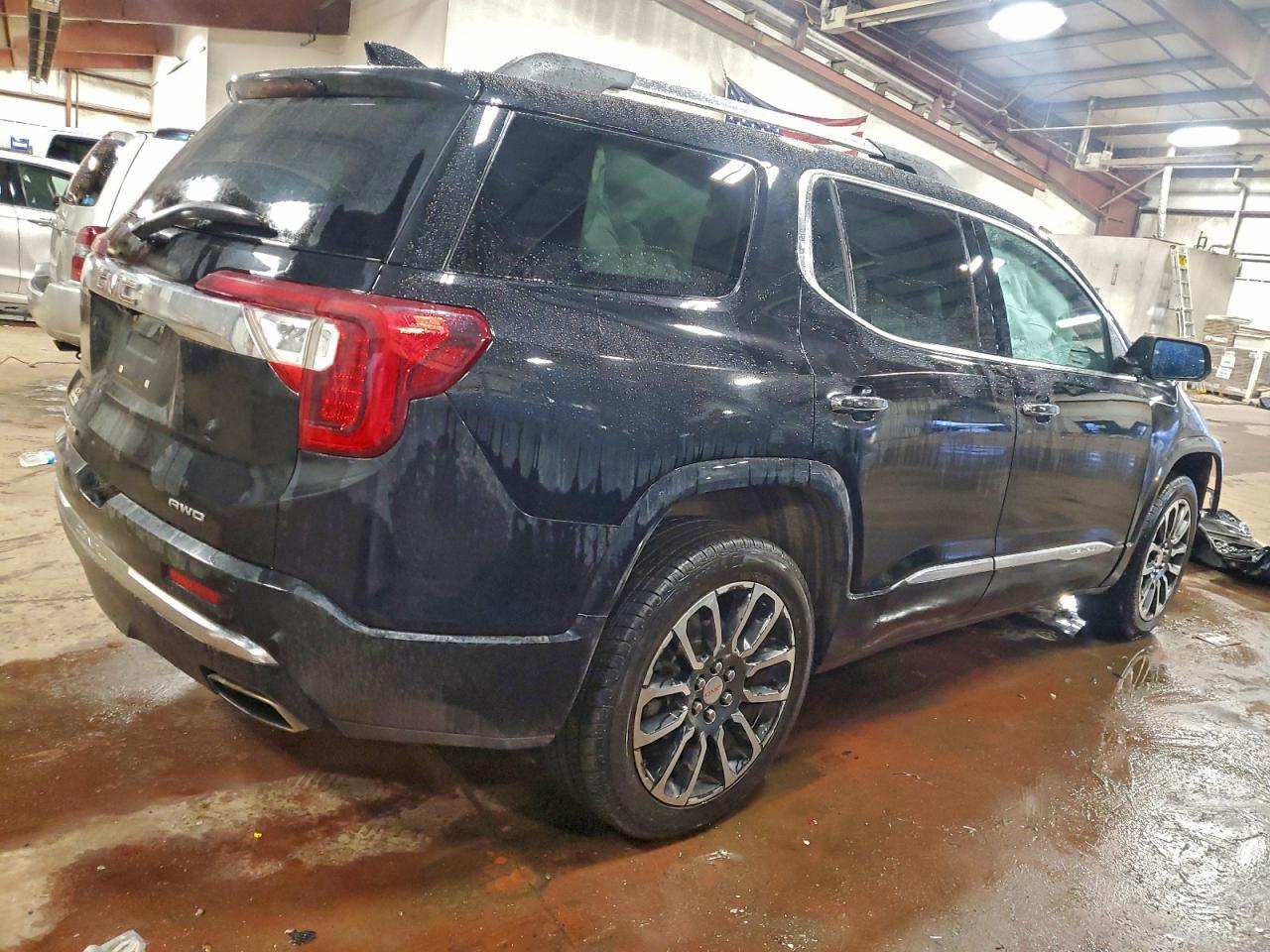 2020 GMC Acadia Denali - Фото 3