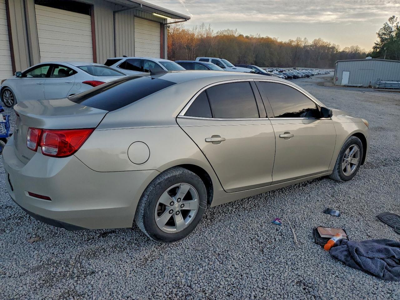 2015 Chevrolet Malibu Ls - Image 3