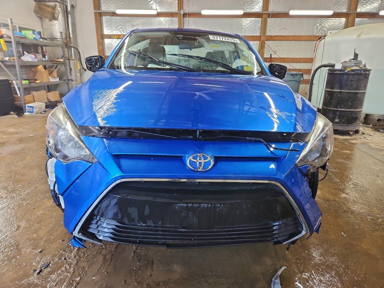 2017 Toyota Yaris Ia Base - Фото 5